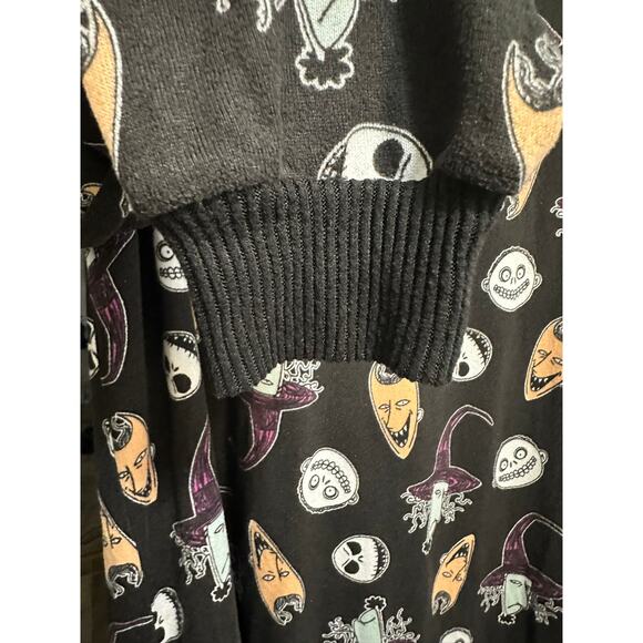 Disney's Nightmare Before Christmas Women's Sleep Shirt/Gown Size XL - Picture 2 of 6